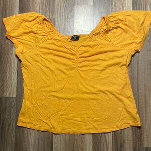 Lane Bryant yellow short sleeve top